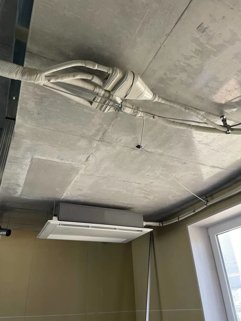 業務用大型エアコン設置-1